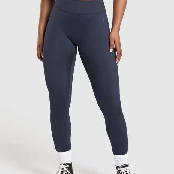 Gymshark Women's Deep Blue Leggings - Picture 1 of 6